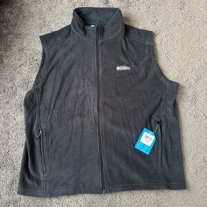 Columbia Black Fleece Vest